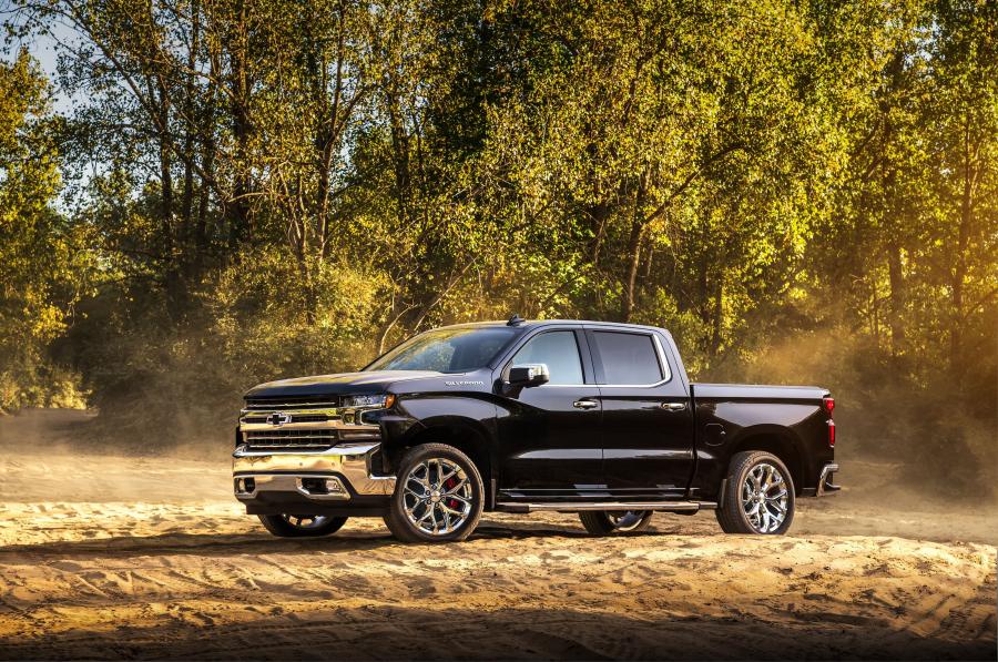  Chevrolet Silverado LTZ Concept 2018 года  (фото 1 из 2)